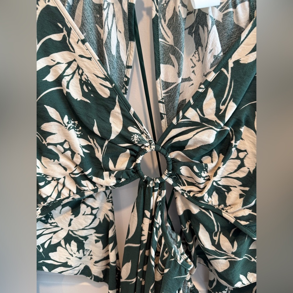 Abercrombie & Fitch Green and Cream Floral Dress - Picture 10 of 12